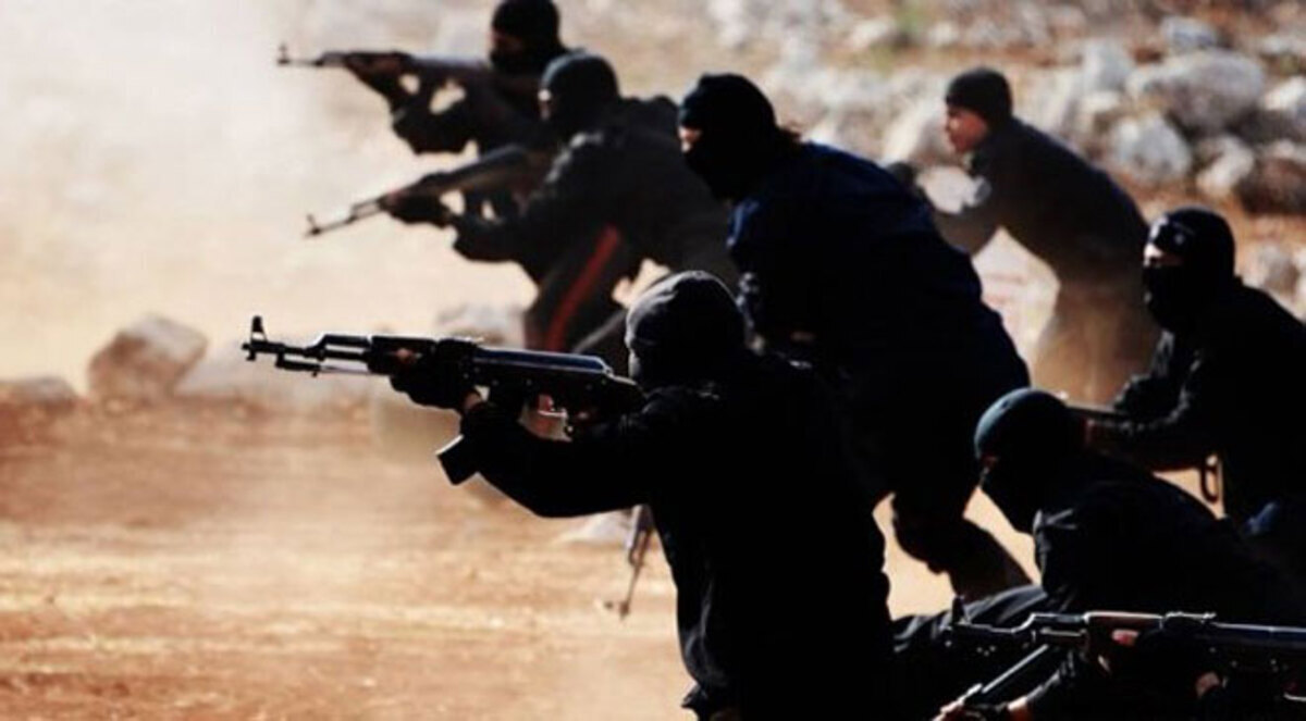 فيسك: العرب يقتلون بعضهم