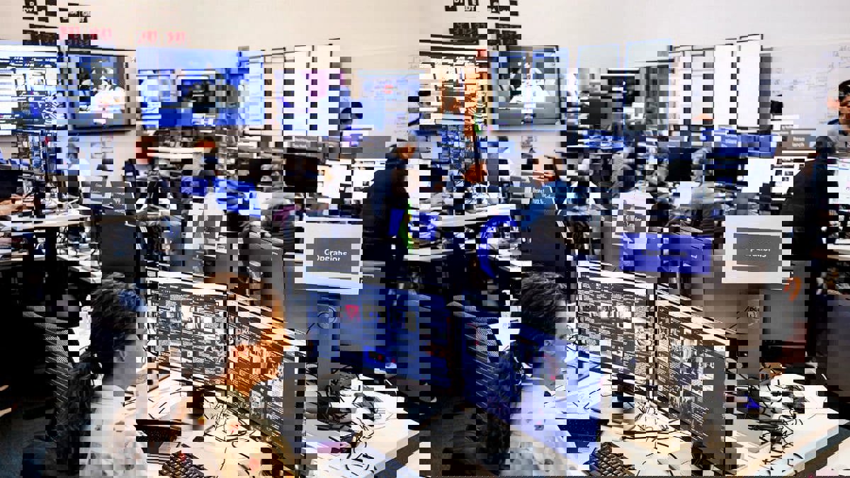 "فيسبوك": حملة تأثير روسية استهدفت ناخبي اليسار في أمريكا وبريطانيا