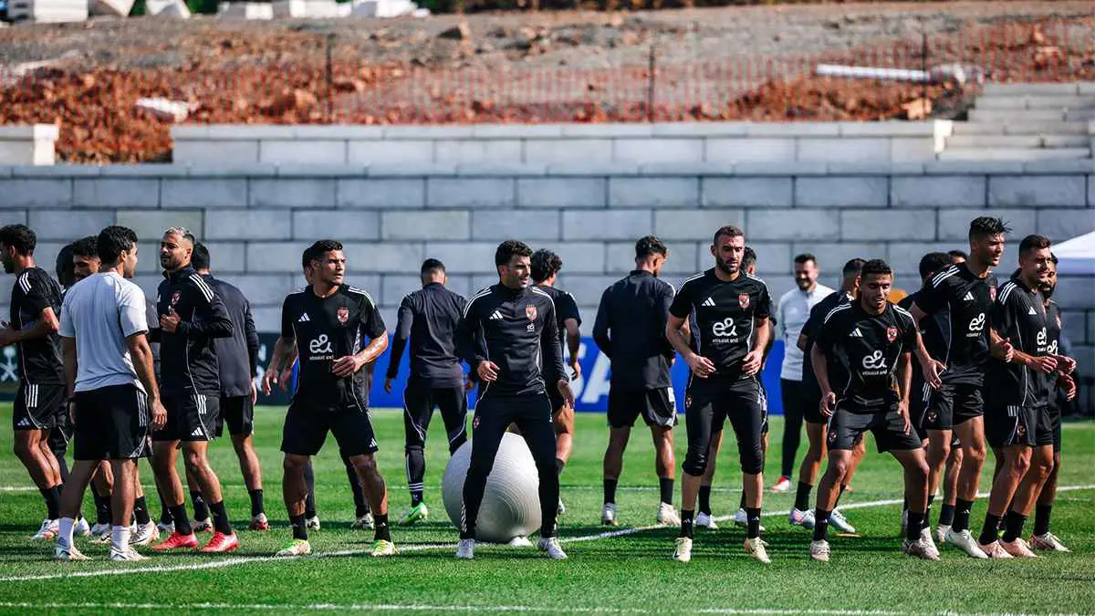 مفاجأة.. الأهلي يرحب برحيل نجم الفريق "المتألق"