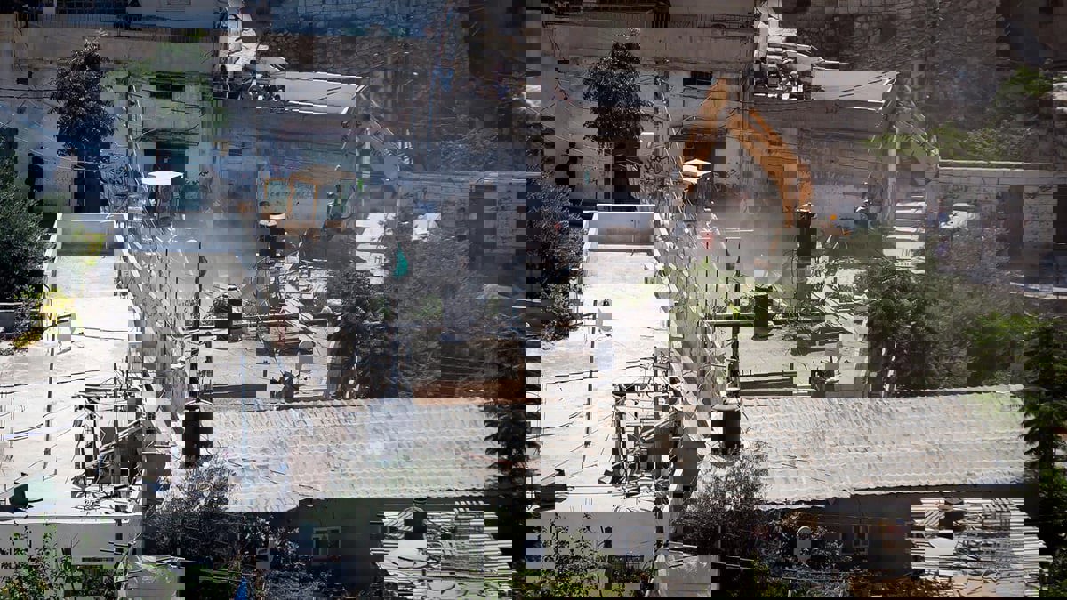 القدس.. مواجهات عقب اقتحام الجيش الإسرائيلي بلدة سلوان لهدم 18 منشأة