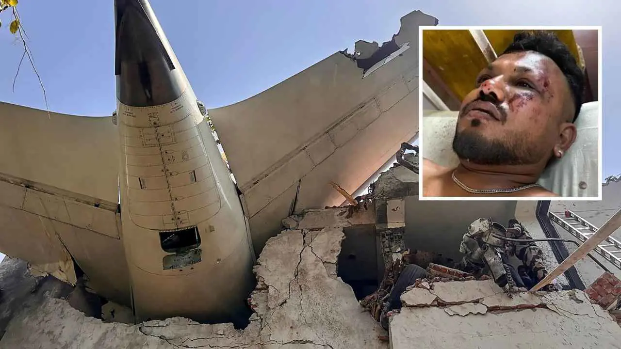 الطائرة الهندية المنكوبة.. الناجي الوحيد يروي "المعجزة" (صور)