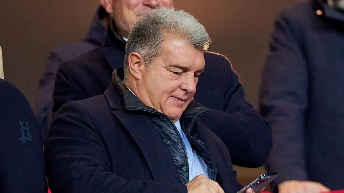 أول تعليق من لابورتا على الجدل التحكيمي في مباراة ريال مدريد وألميريا