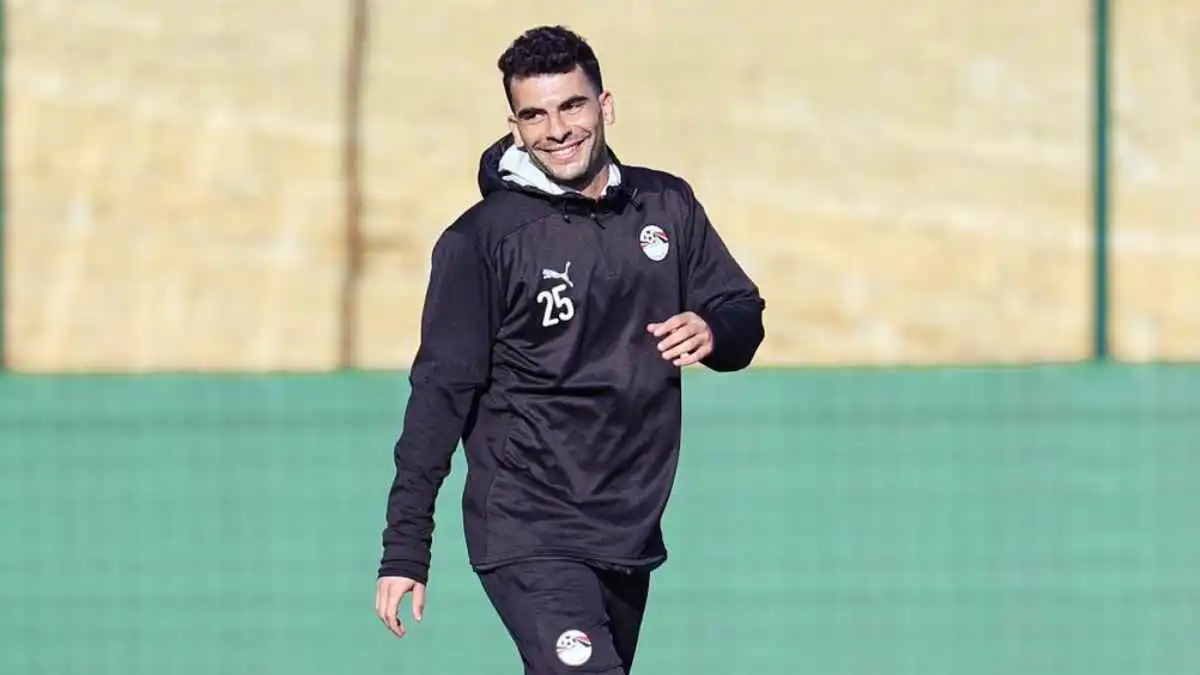 تاريخه الدولي ليس كبيرًا.. أسطورة الزمالك يصدم زيزو (فيديو)