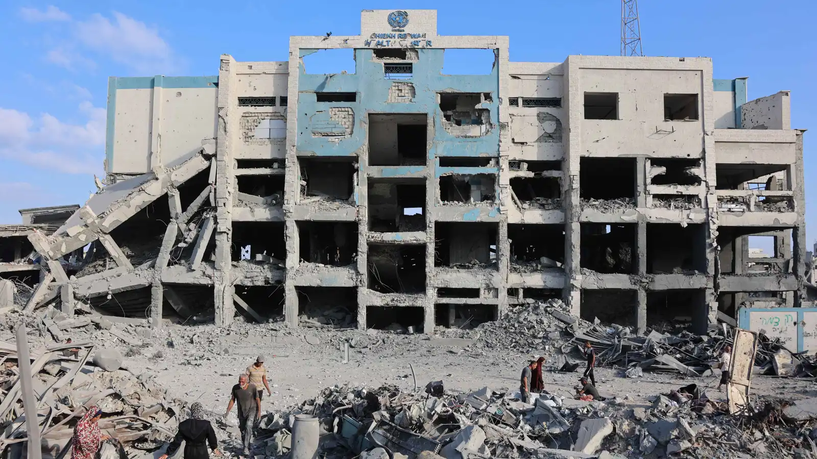 هيومن رايتس: 500 مدرسة في غزة تعرضت للقصف منذ هجوم أكتوبر