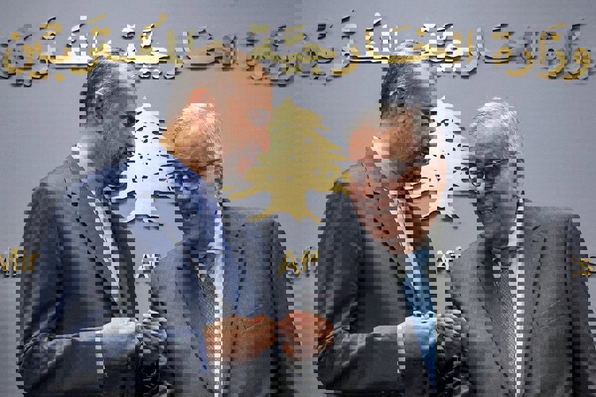 سياسيون لبنانيون يستهجنون تصريحات عبدالله بوحبيب بشأن الحرب