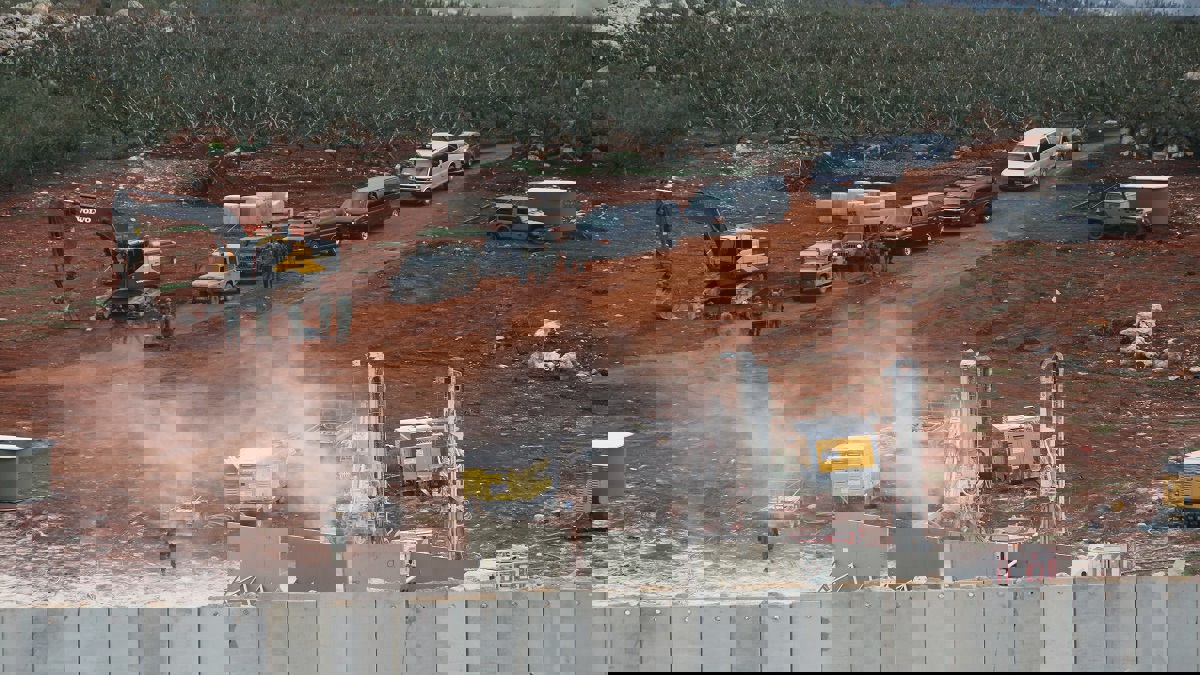 إسرائيل تعلن العثور على نفق جديد لحزب الله على الحدود اللبنانية (صور )