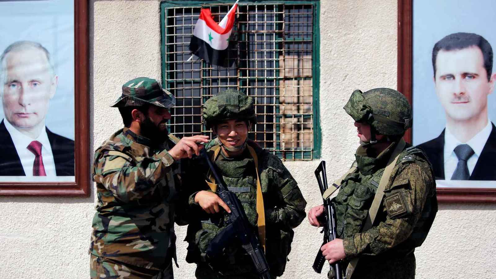 خبير: القواعد الروسية في سوريا لن توجه أسلحتها صوب "تحرير الشام"