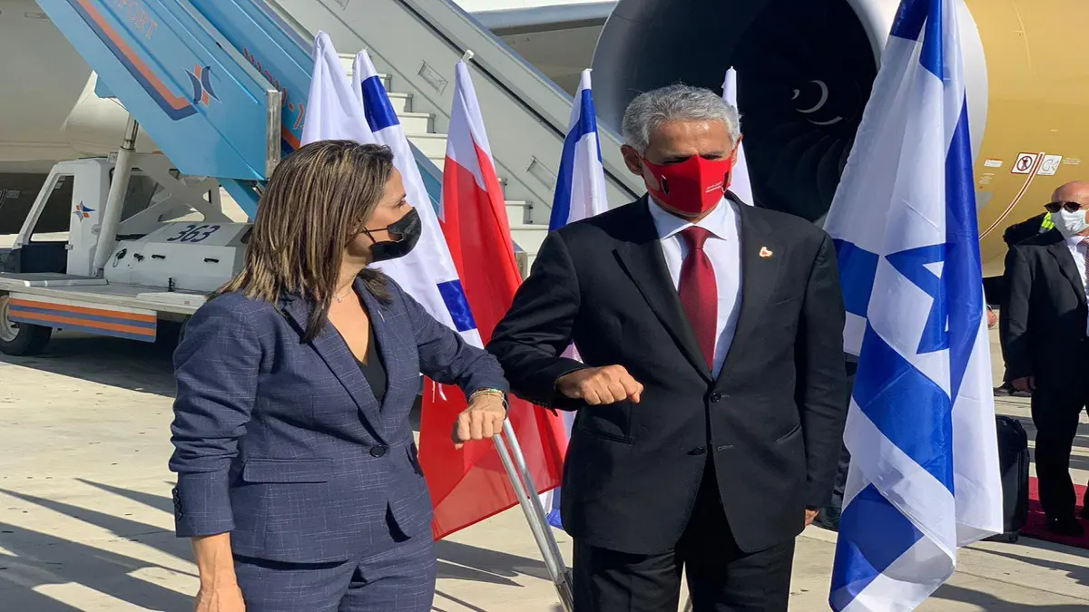 "طيران الخليج" توقع 5 اتفاقات مع شركات إسرائيلية