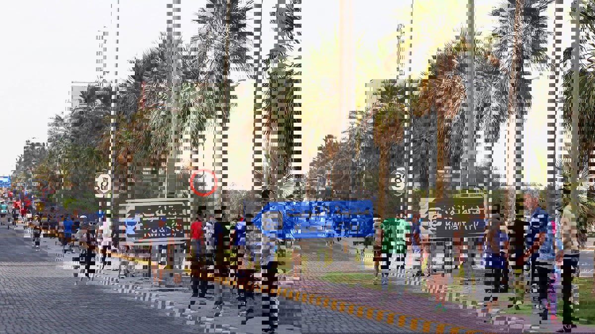 الكويت.. أنباء عن إلغاء قرار حظر تجديد إقامات الوافدين فوق 60 عاما