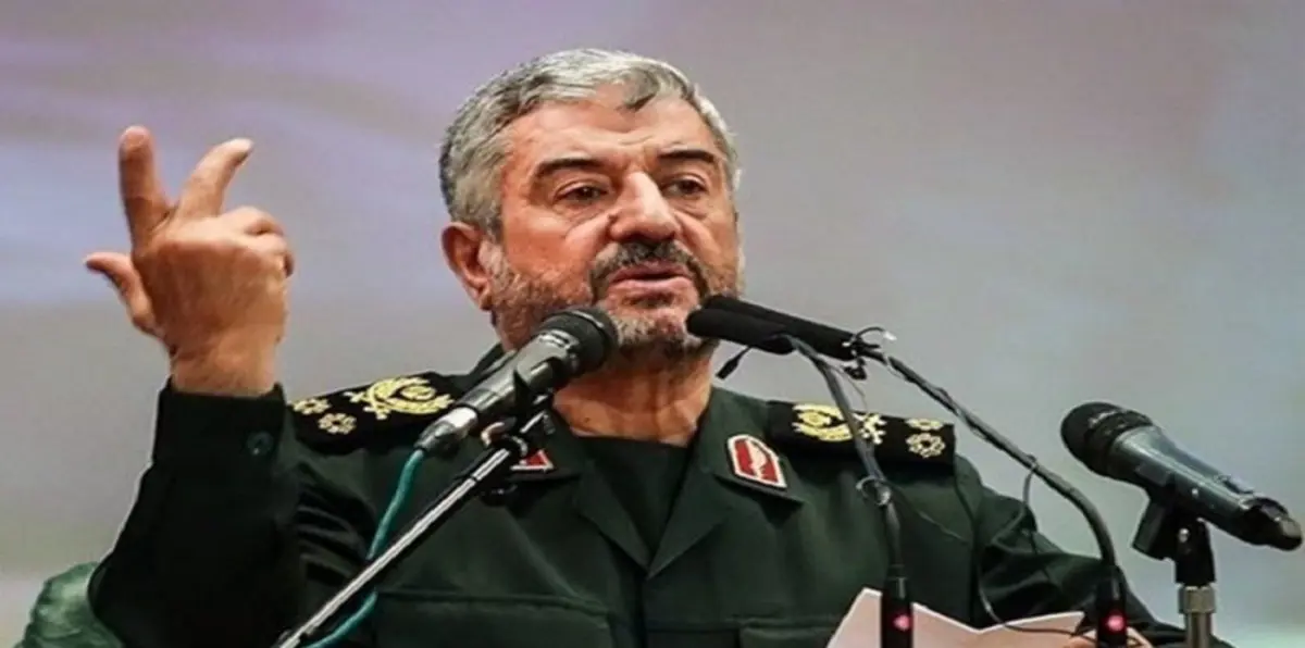 قائد الحرس الثوري الإيراني يحذر من مغبة "التساهل" مع أمريكا