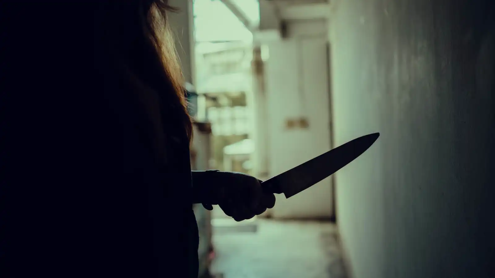 مصر.. قتلت زوجها بعد اكتشاف طلاقها وزواجه من أخرى