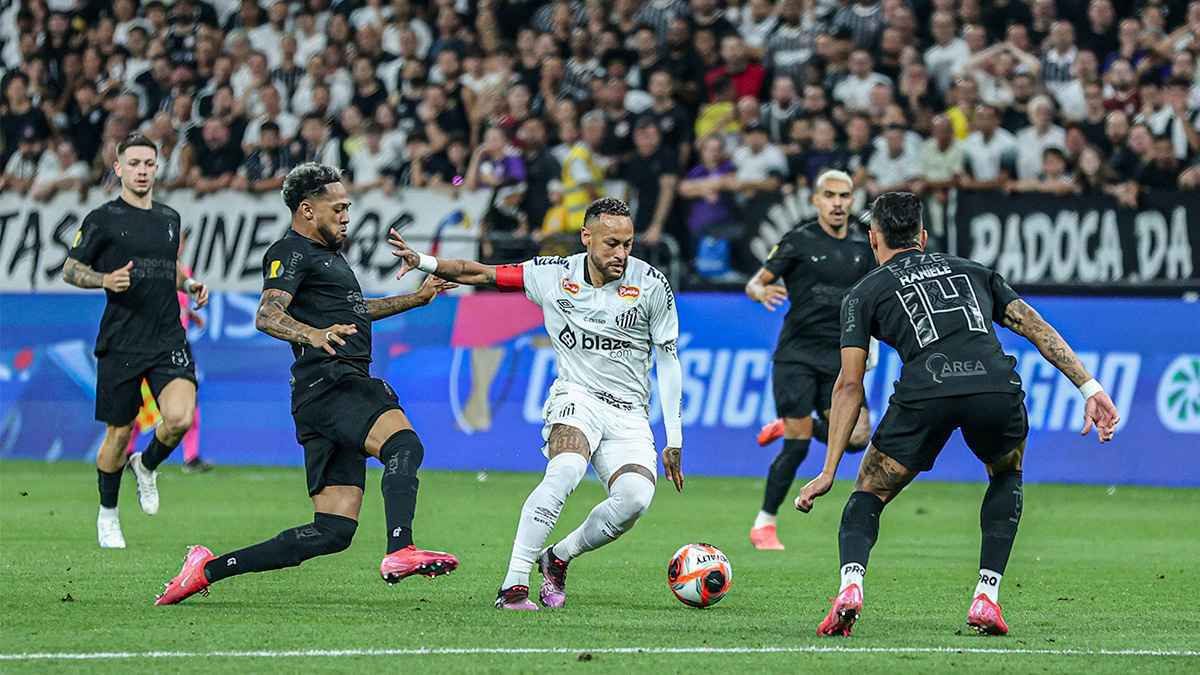 مهارة رائعة واشتباك.. ملخص لمسات نيمار في خسارة سانتوس أمام كورينثيانز (فيديو)