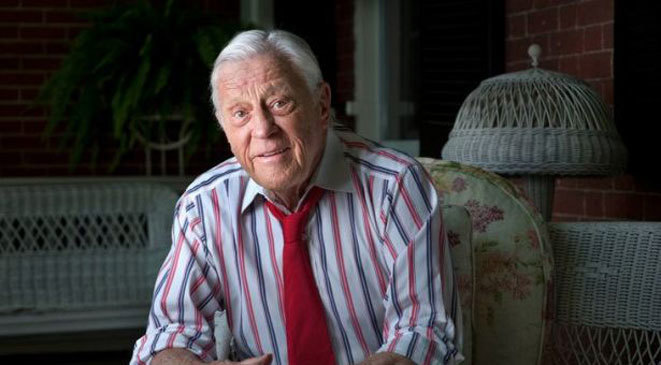 رحيل الصحافي الذي أسقط نيكسون