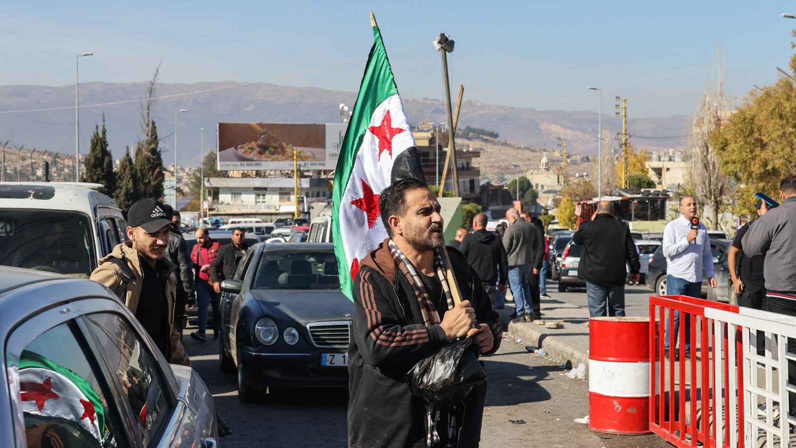 بعد سقوط الأسد.. إيطاليا تعلق طلبات لجوء السوريين