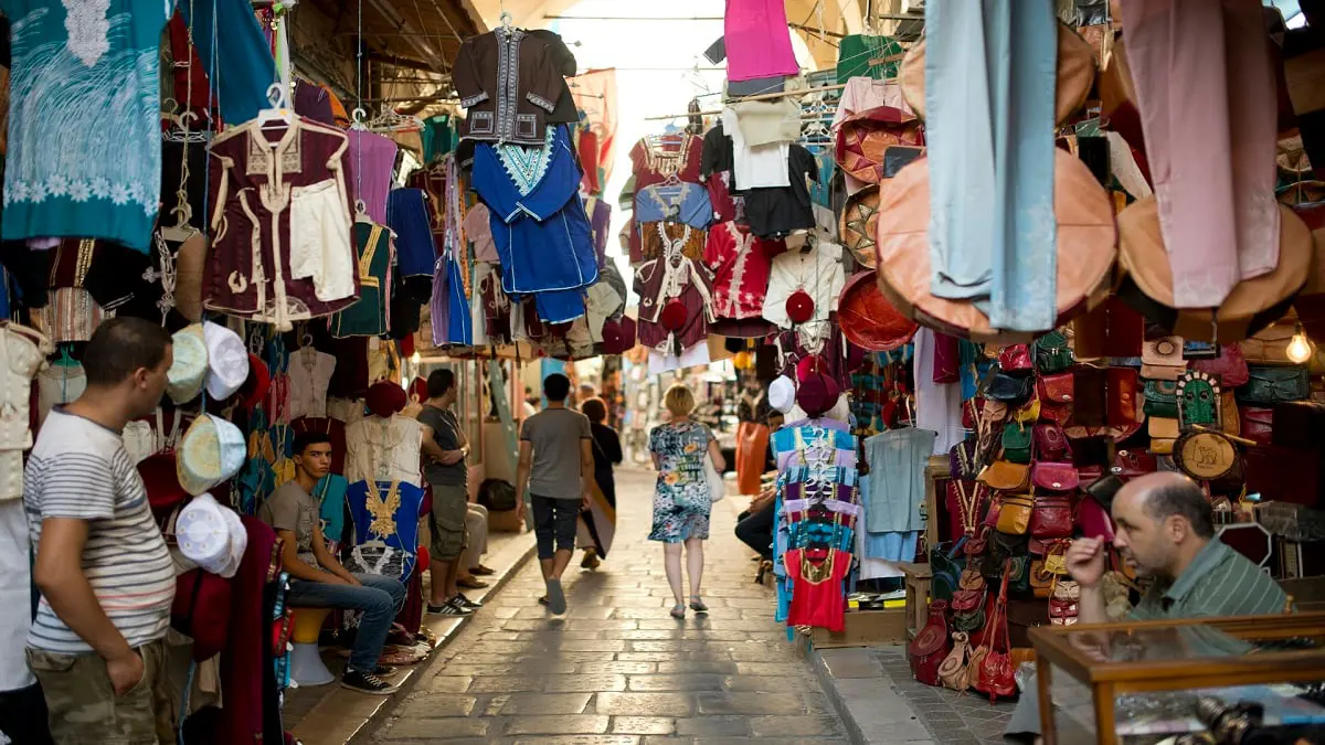 هجرها السياح.. جائحة كورونا تفاقم أزمة المدينة العتيقة في تونس (فيديو إرم)