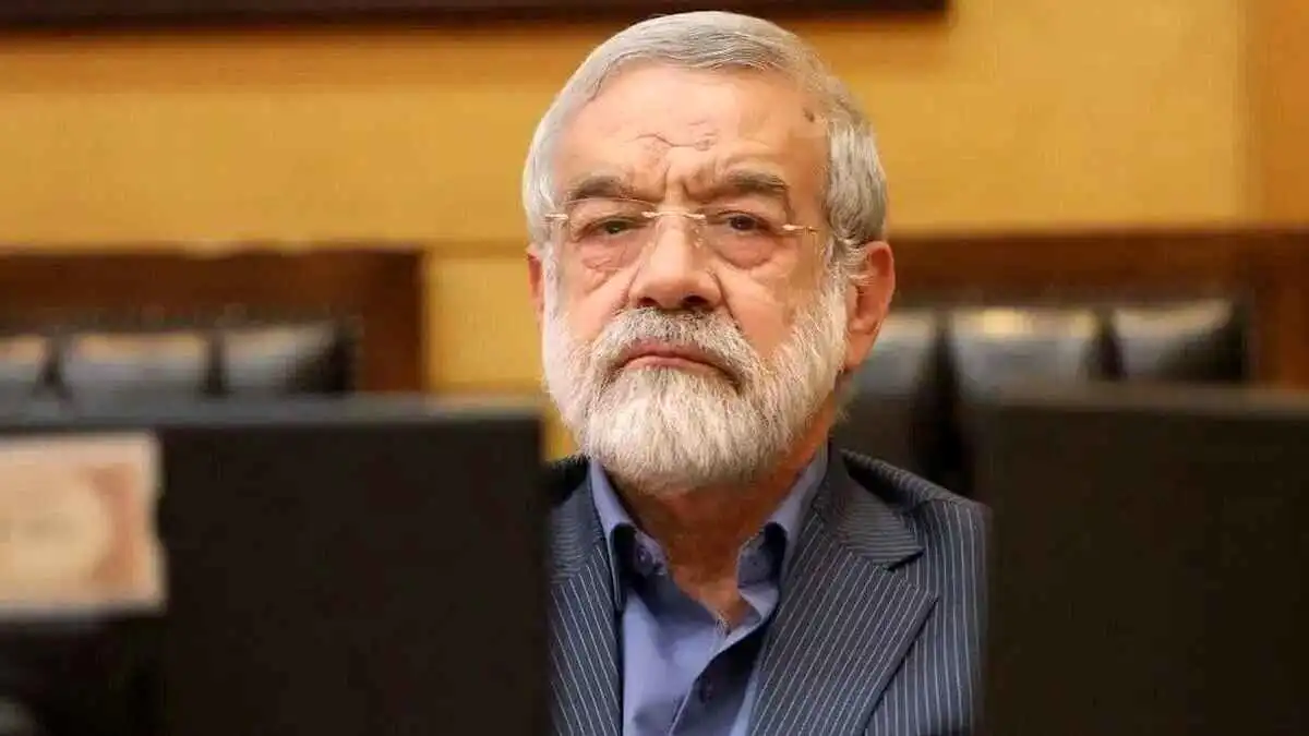 برلماني إيراني: روسيا مستعدة لتزويد طهران بالسلاح النووي