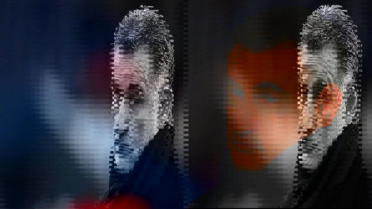 اعتقال كريستوف غالتييه مدرب باريس سان جيرمان