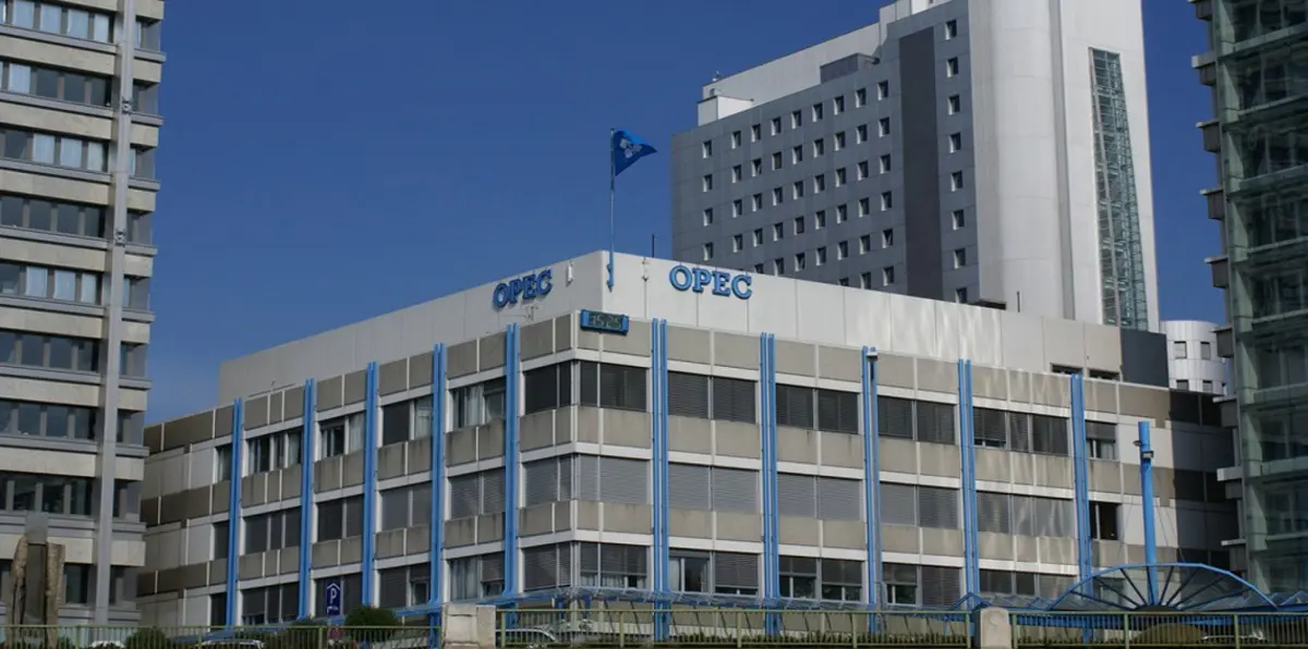 وزراء عرب: استمرار تعاون أوبك وحلفائها ضروري لتوازن سوق النفط