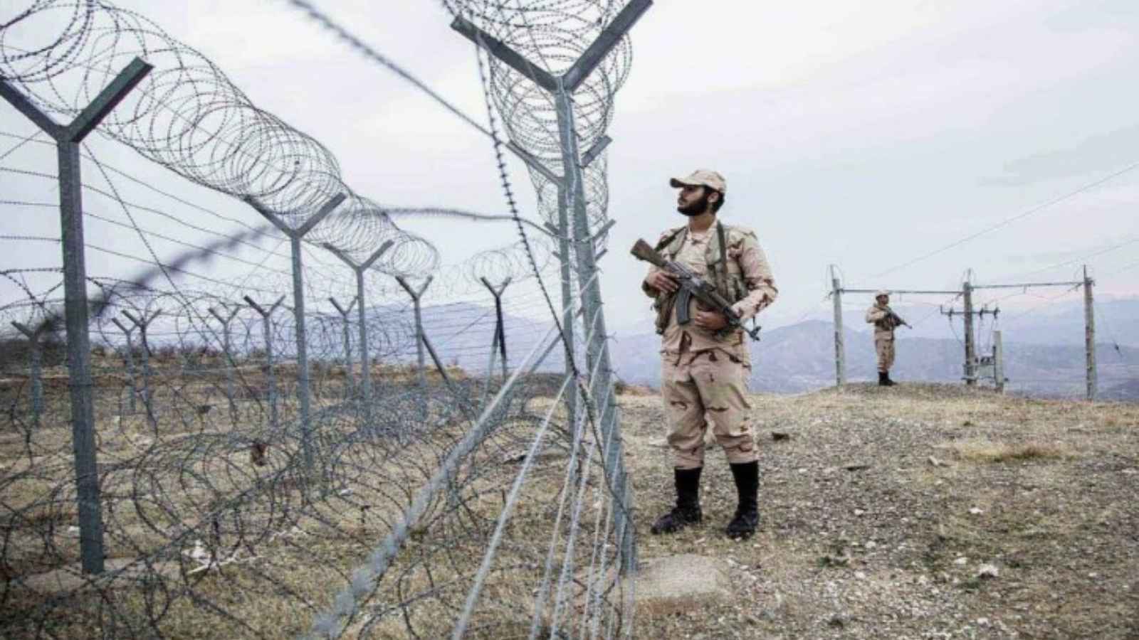 إيران تخطط لإغلاق حدودها بـ"الجدران الفاصلة"