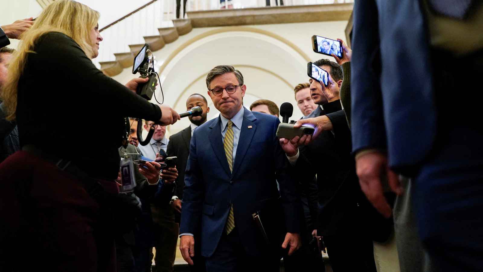 "الوضع معقد".. رئيس النواب الأمريكي يرجئ زيارته لإسرائيل