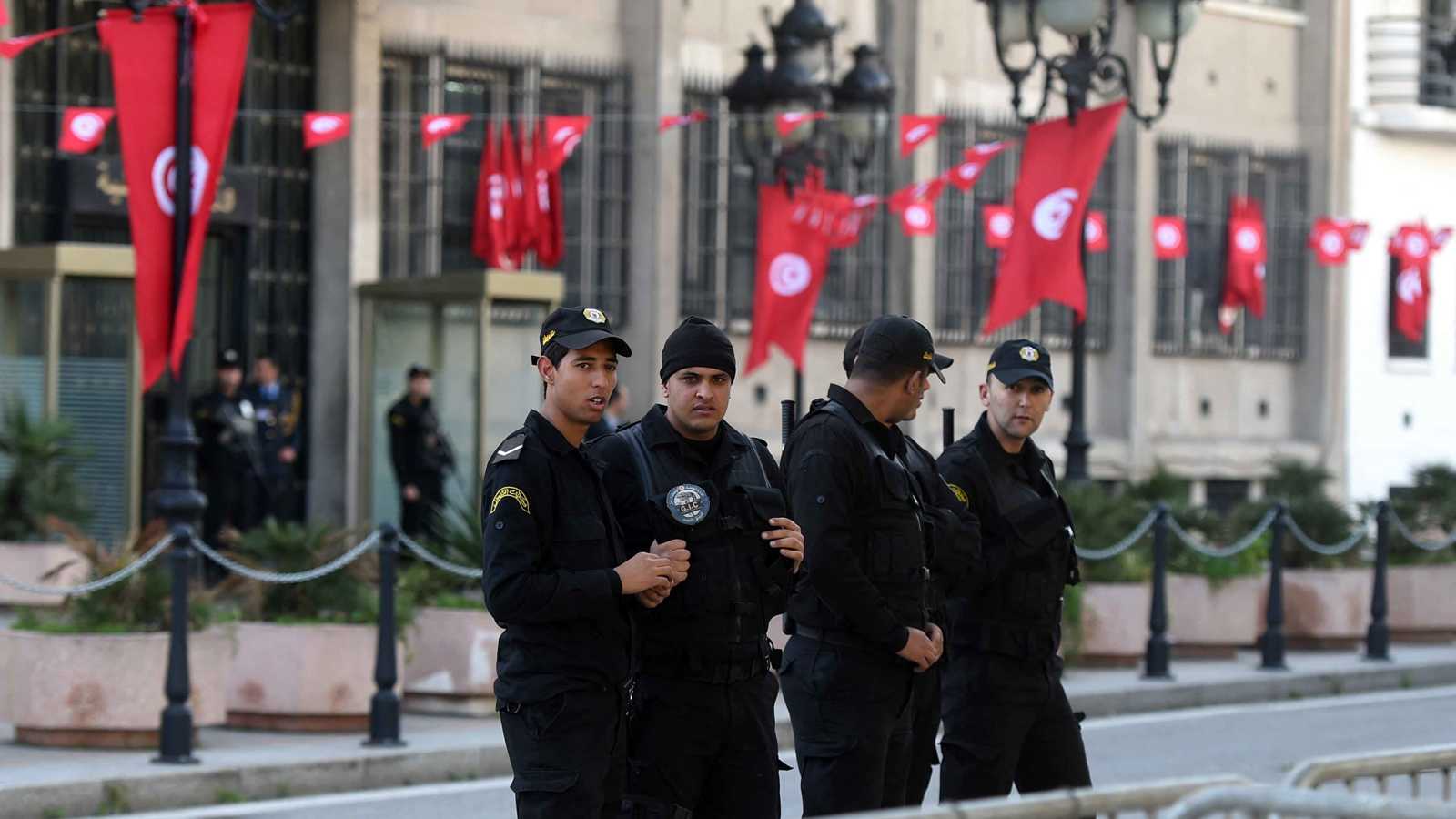 تونس تلاحق "ناشري أكاذيب" تستهدف مؤسستها الأمنية