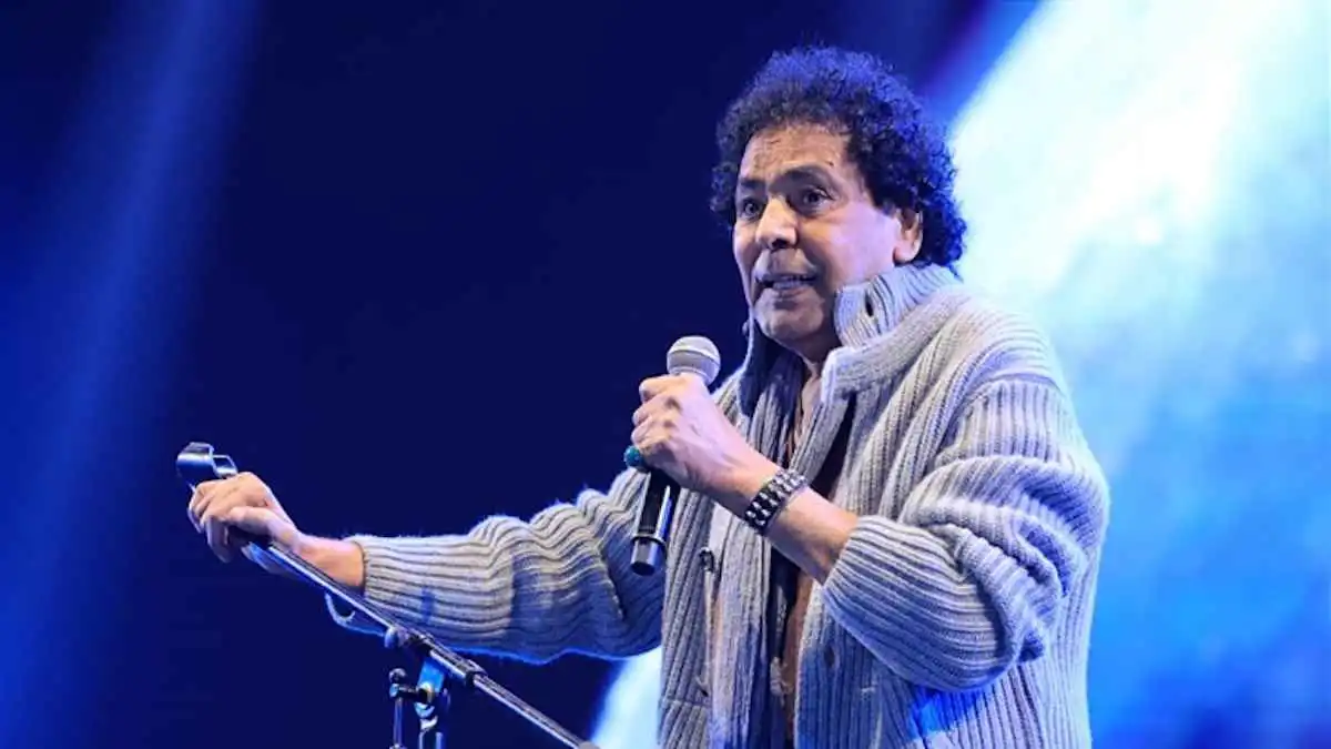 محمد منير يدعم شيرين عبد الوهاب برسالة مؤثرة