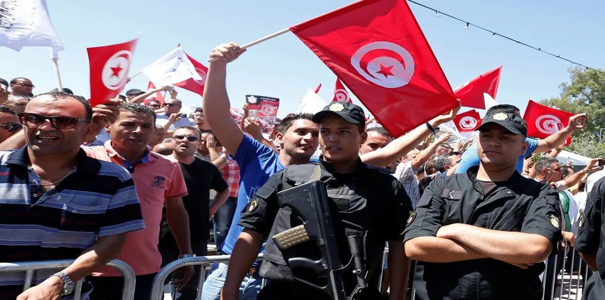 الاحتجاجات التونسية تفتح باب الاتهامات واسعًا بين الحكومة والمعارضة