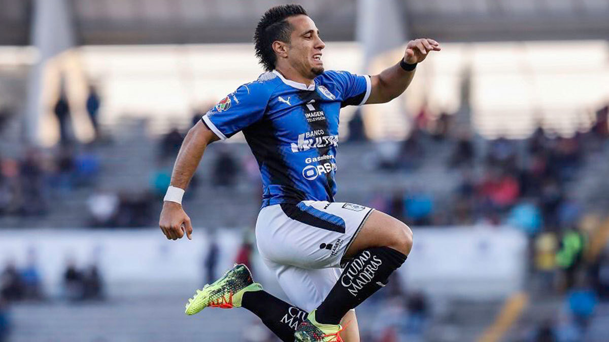 تقارير.. النادي الأهلي المصري يقترب من ضم كاميلو سانفيزو لاعب كويريتارو المكسيكي