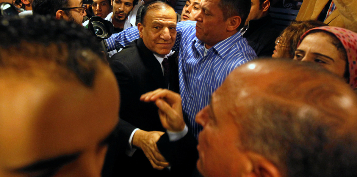 التلفزيون المصري: استبعاد اسم الفريق عنان من قاعدة بيانات الناخبين