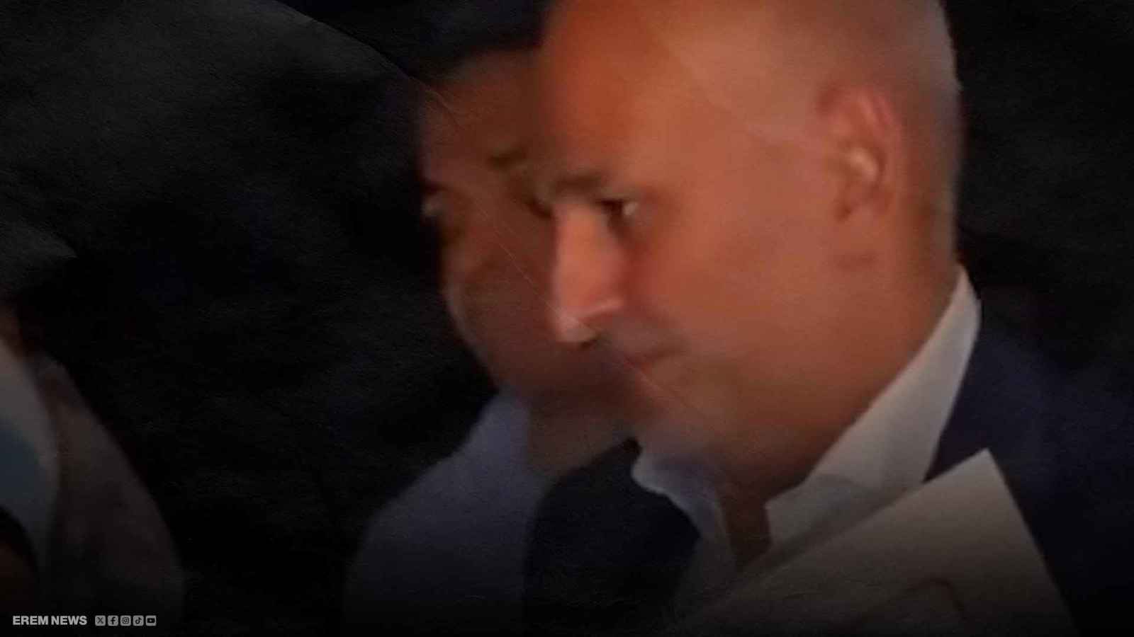 جمال سليمان ينفعل على معجبة: "أبوس إيدك سيبيني" (فيديو إرم)