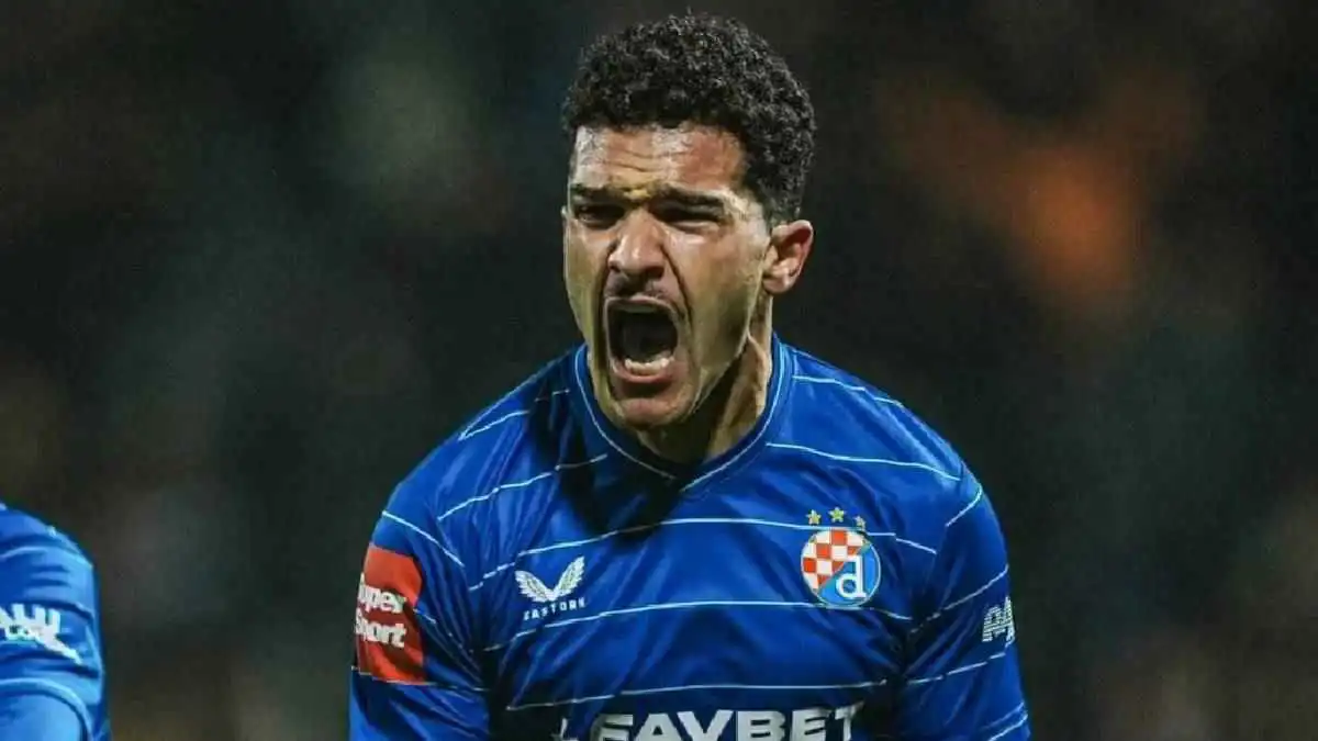 أرقام لافتة للجزائري منصف بقرار مع دينامو زغرب الكرواتي (فيديو)