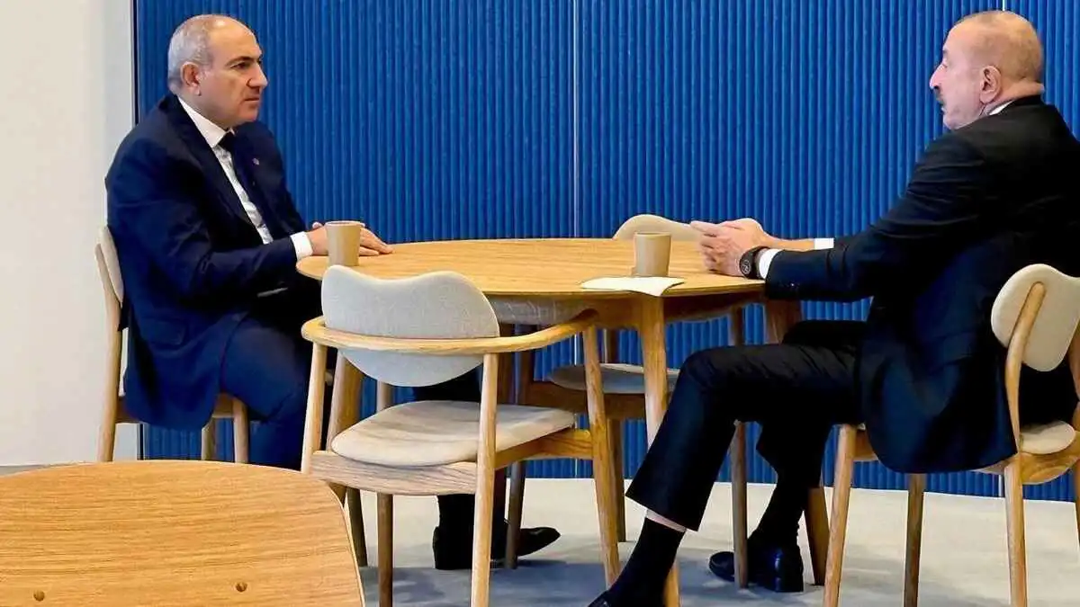 أذربيجان تفتح أبوابها لأرمينيا.. فصل جديد من السلام أم "صفقة تجارية"؟