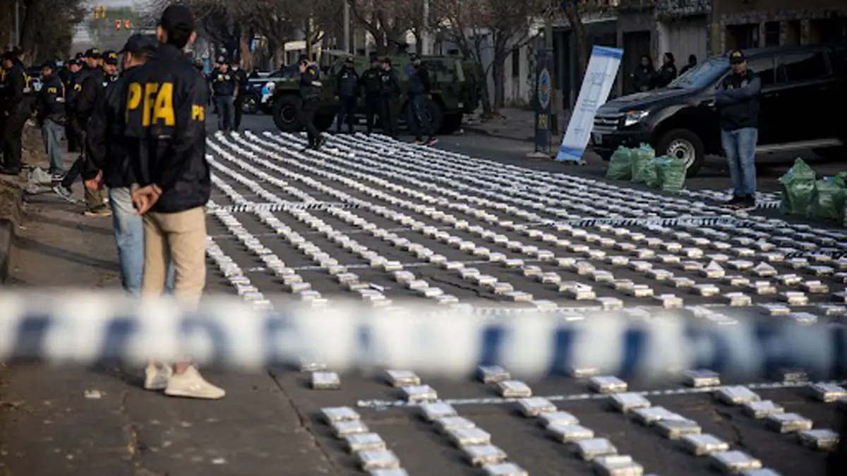 الأرجنتين تضبط 1.6 طن من الكوكايين متجهة إلى دبي