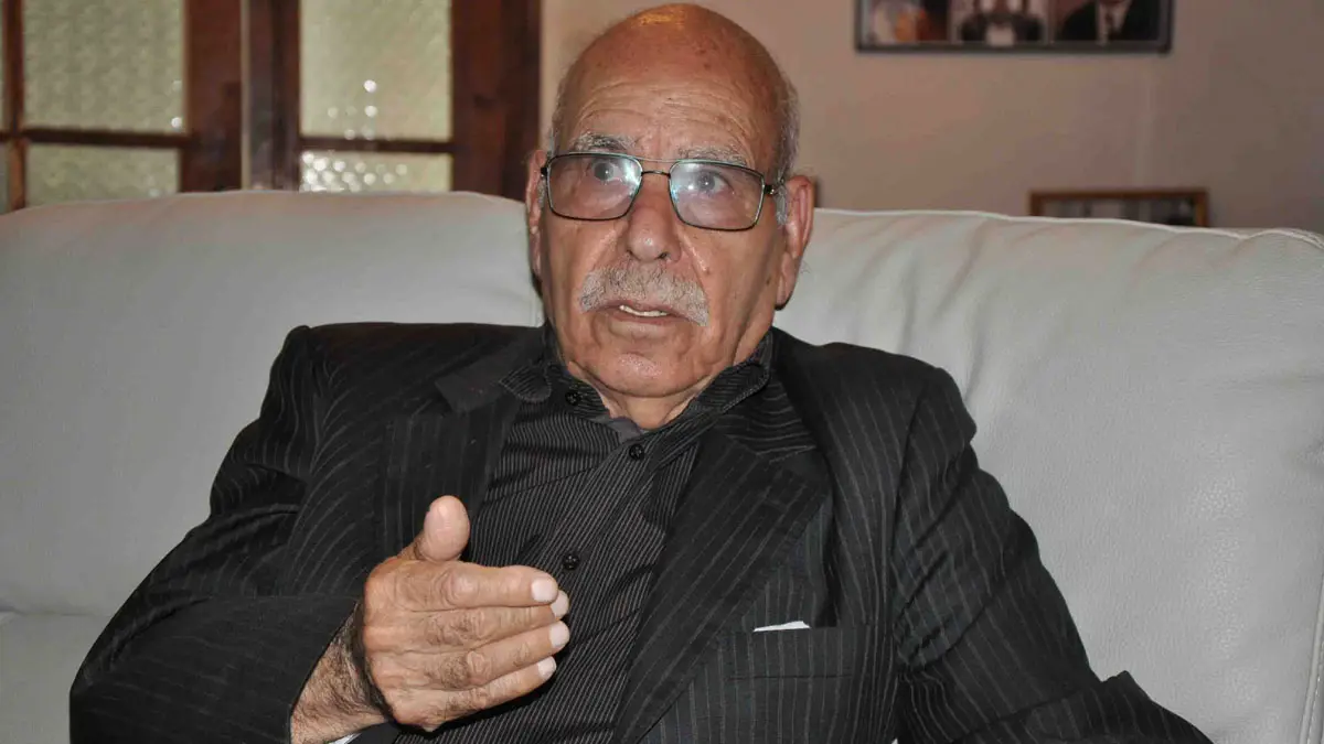 دخول 35 معتقلًا بإضراب مفتوح عن الطعام في الجزائر 