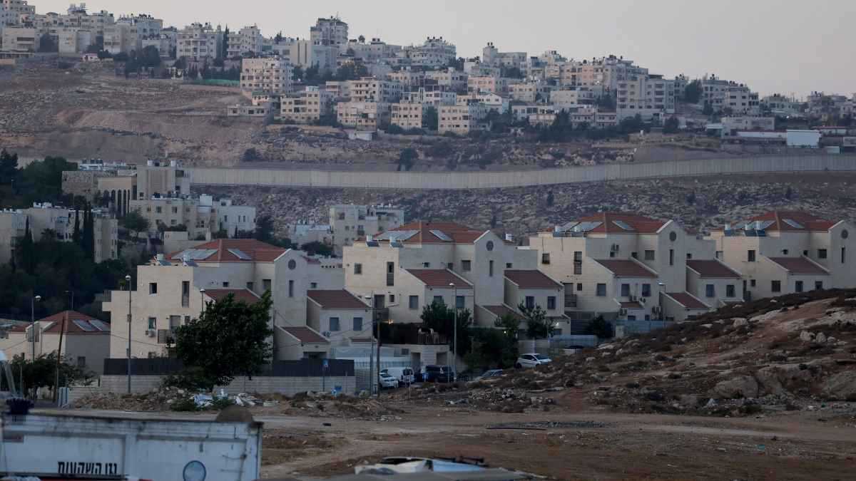 يقطع أوصال القدس.. مخطط إسرائيلي ضخم لإنشاء 9 آلاف وحدة استيطانية