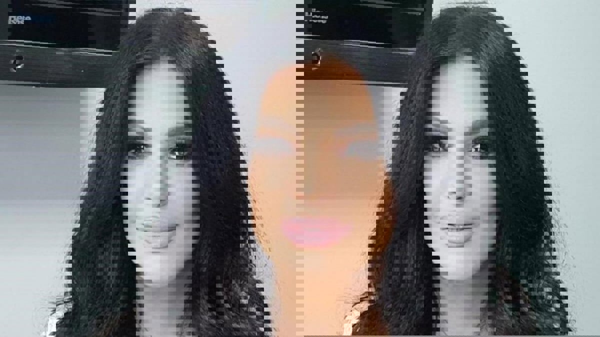 بعد أن أبدى إعجابه الشديد بها.. نضال الأحمدية ترد على طوني خليفة