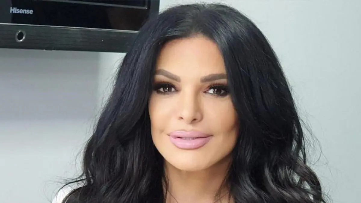 بعد أن أبدى إعجابه الشديد بها.. نضال الأحمدية ترد على طوني خليفة