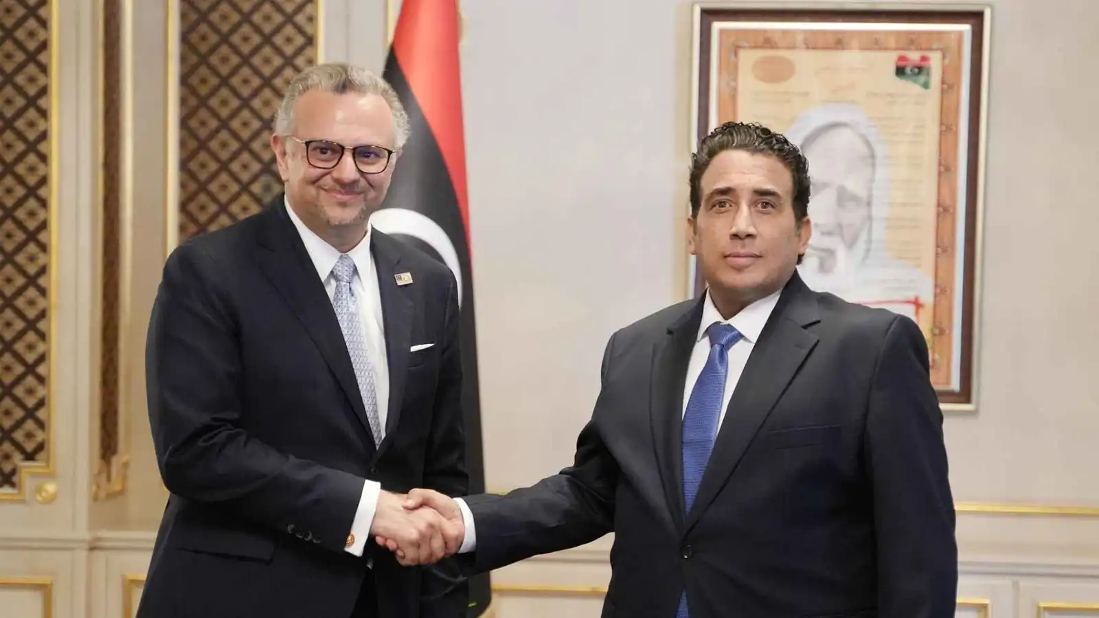 استراتيجية الصفقات.. كيف قاد ترامب دبلوماسية موازية للدور الأممي في ليبيا؟