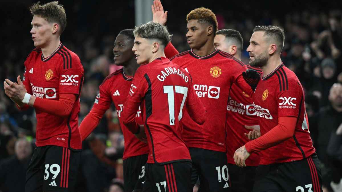 بماذا ردّ نجوم مانشستر يونايتد على الرحيل المرتقب لراشفورد؟