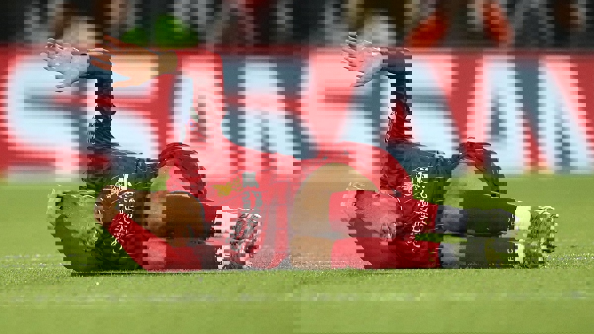 رسميًا.. نادي ليفربول يكشف مدة غياب فابينيو