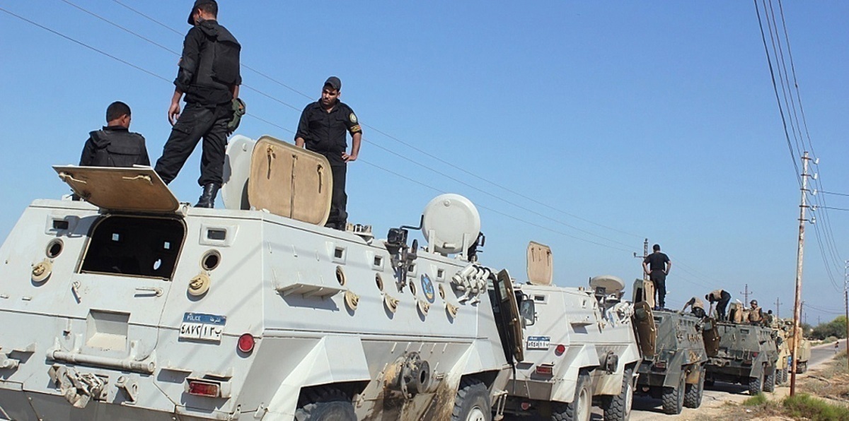 مقتل 5 من الشرطة المصرية وإصابة 5 آخرين في هجوم شمال سيناء