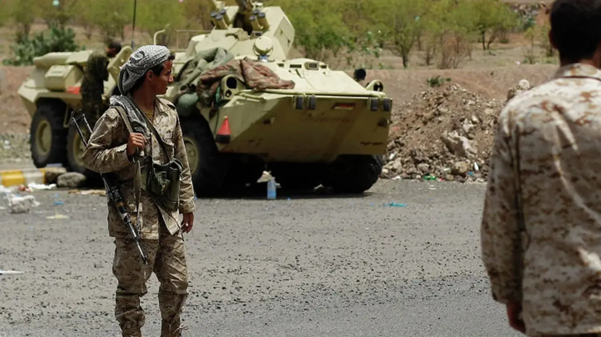 الجيش اليمني يتقدم لاستعادة منطقة صرواح من قبضة الحوثيين