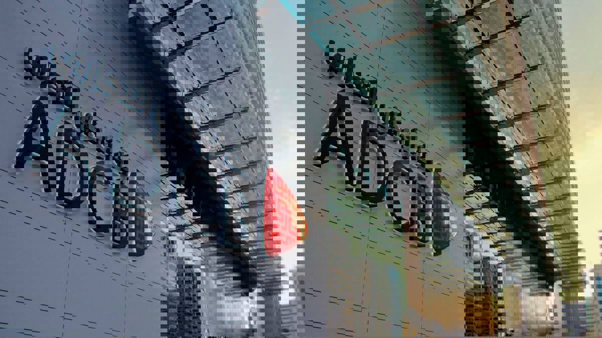 3 بنوك بأبوظبي تتفق على الاندماج وتأسيس مصرف بأصول 114 مليار دولار