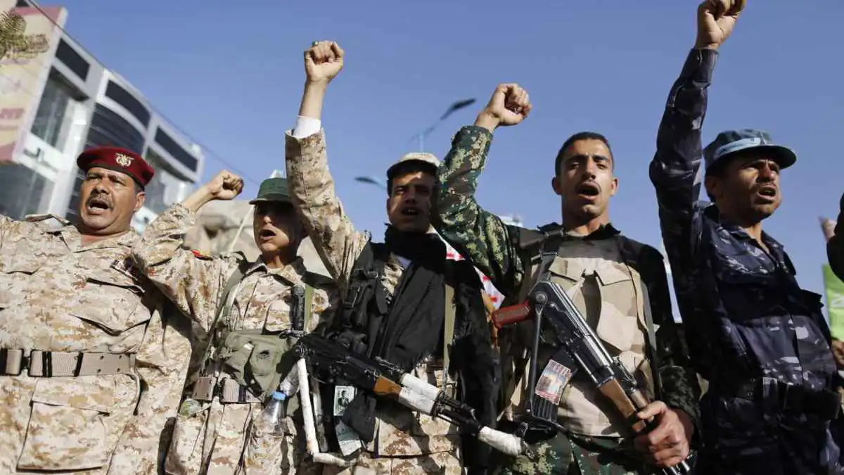 هرم السلطة الإيرانية يتداعى.. ​ما مصير الحوثيين بعد مقتل خامنئي؟‎