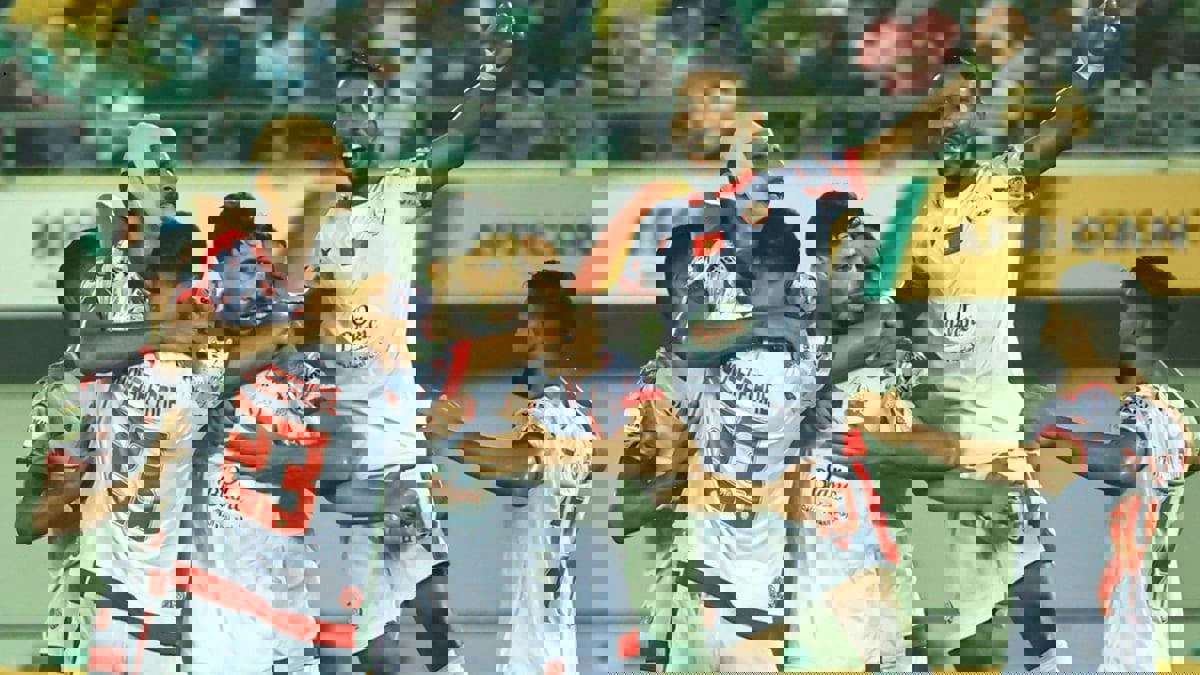 الوداد يفوز على إنيمبا ويقترب من نصف نهائي دوري السوبر الأفريقي (فيديو)