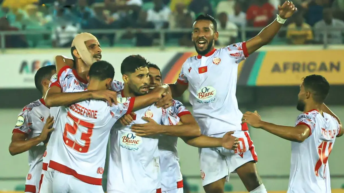 الوداد يفوز على إنيمبا ويقترب من نصف نهائي دوري السوبر الأفريقي (فيديو)