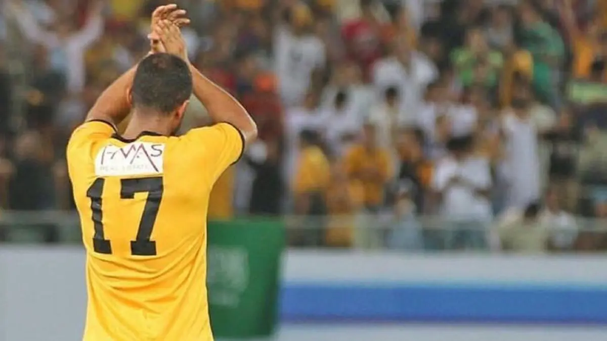 مع أنباء انتقاله إلى الكويت.. بدر المطوع يلمح بقوة لبقائه مع القادسية (فيديو)