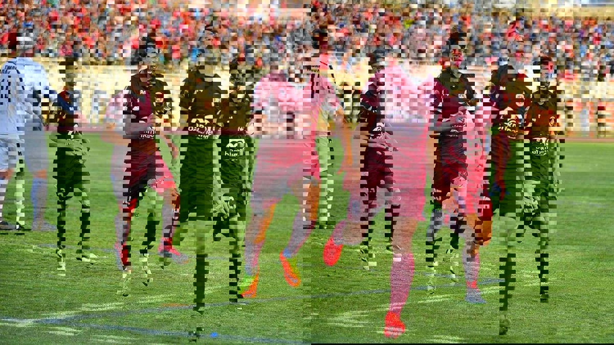 النجمة يعلق مشاركته في الدوري اللبناني اعتراضا على التحكيم