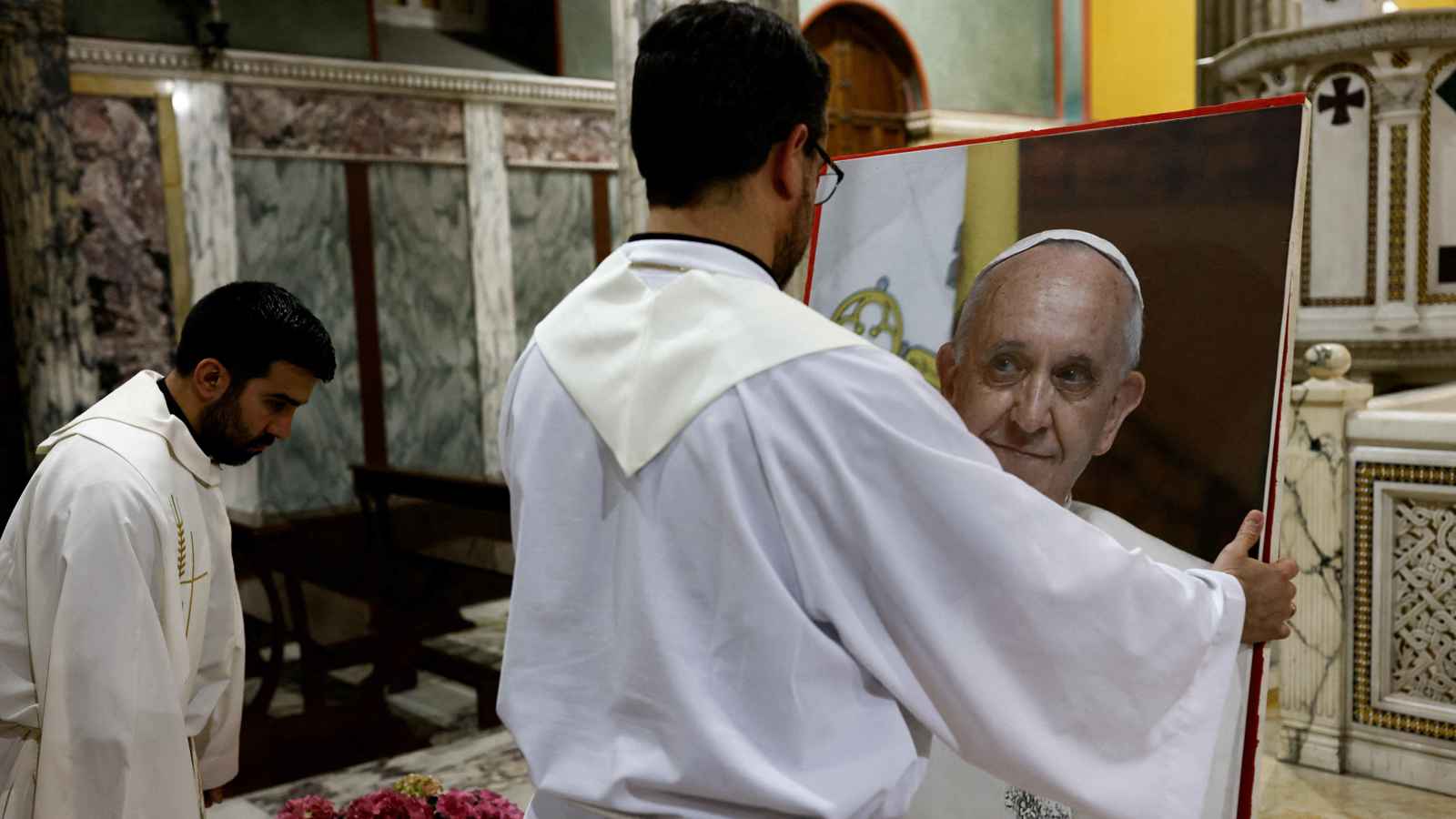 طبيب الفاتيكان يكشف سبب وفاة البابا فرنسيس