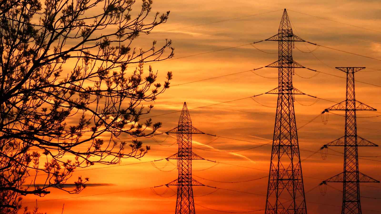 البنك الدولي يقرض لبنان 250 مليون دولار لحل مشكلة الكهرباء